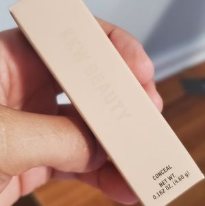 KKW Beauty liquid concealer #5
